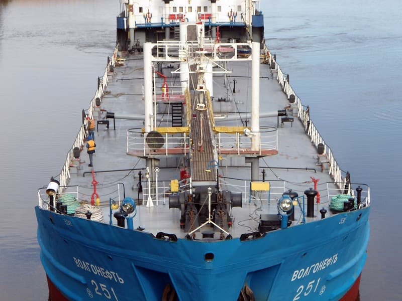 Установки пожаротушения морских и речных судов